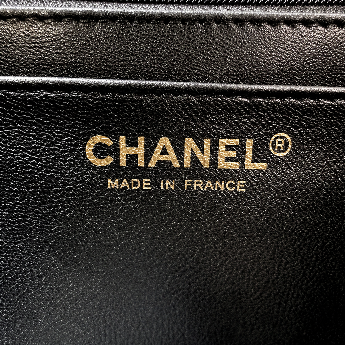 Chanel Classic Quilted Flap Bag | CC Hardware & Chain — 20cm
